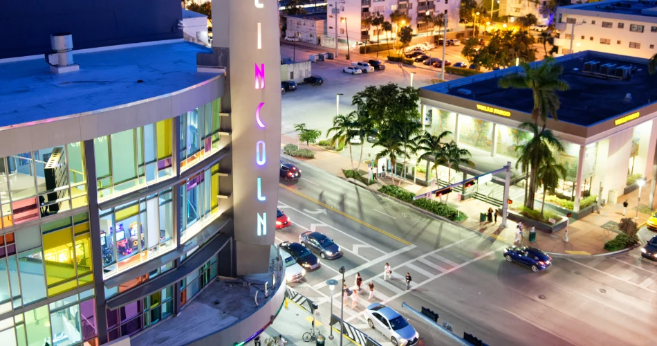 Miami Beach Travel Guide: Sun, Sand & Art Deco Magic